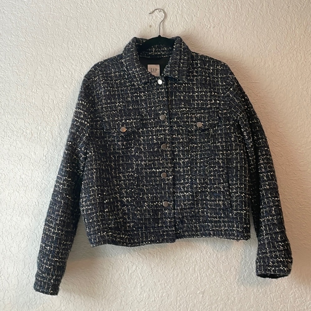 Lightly lined, textured black w/ blue, silver & white threads GAP bomber jacket